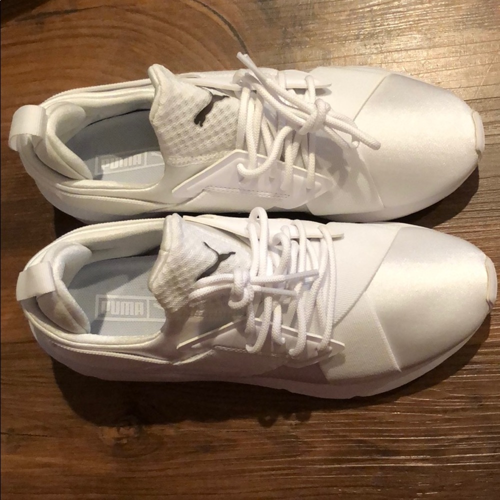 Puma muse satin EP women’s size 8